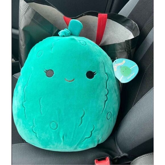 Squishmallow Emerald Green Pickle 14” NWT - Picture 7 of 7